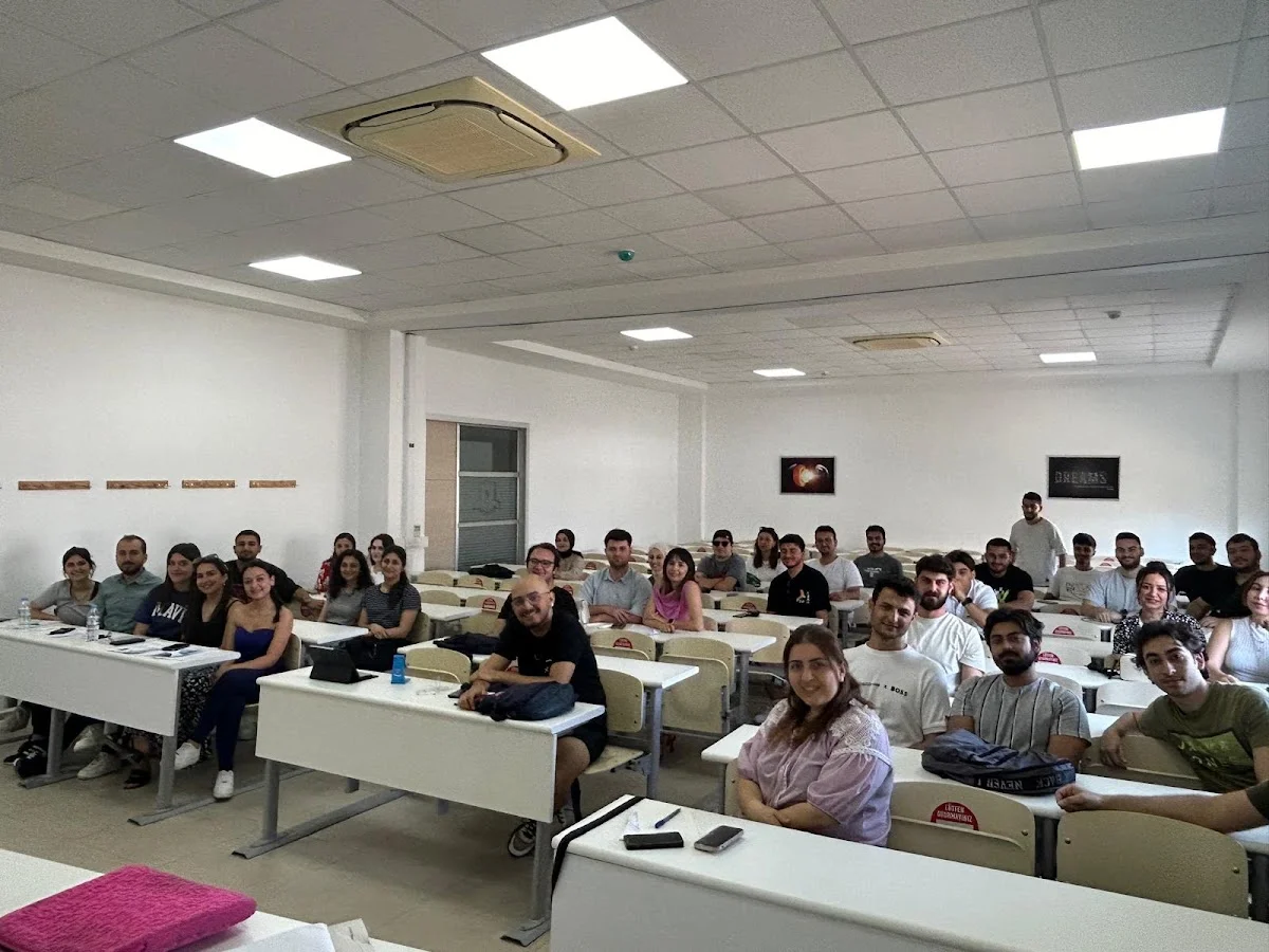 ADA KENT UNİVERSİTY Kampüs Fotoğrafı 7