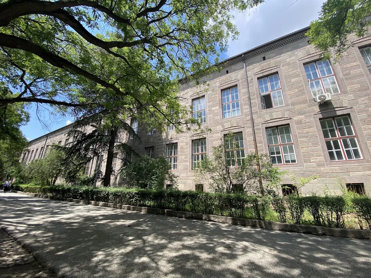 ANKARA ÜNİVERSİTESİ Kampüs Fotoğrafı