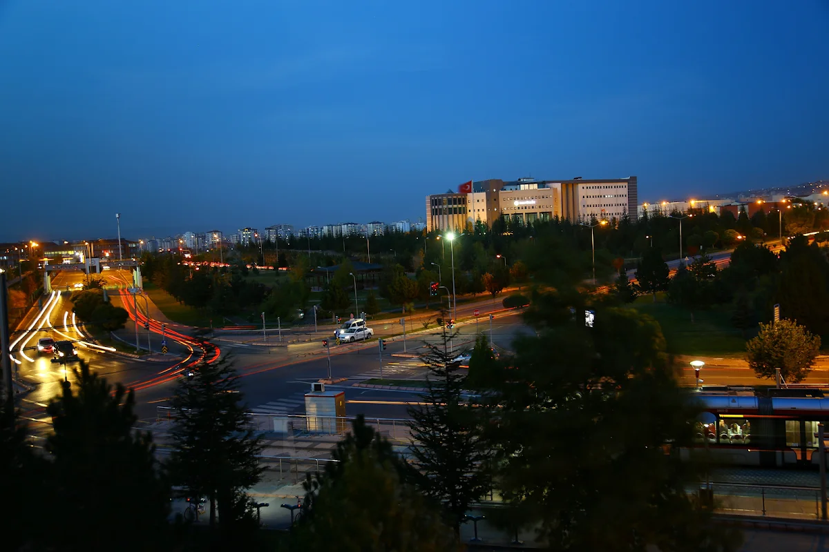 KAYSERİ ÜNİVERSİTESİ