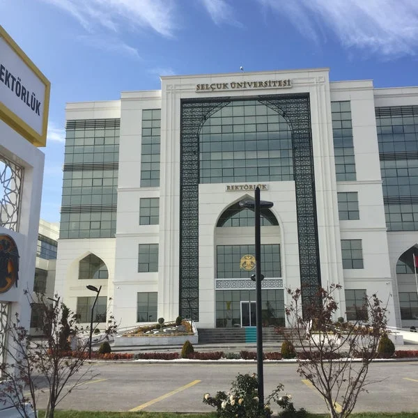 SELÇUK ÜNİVERSİTESİ