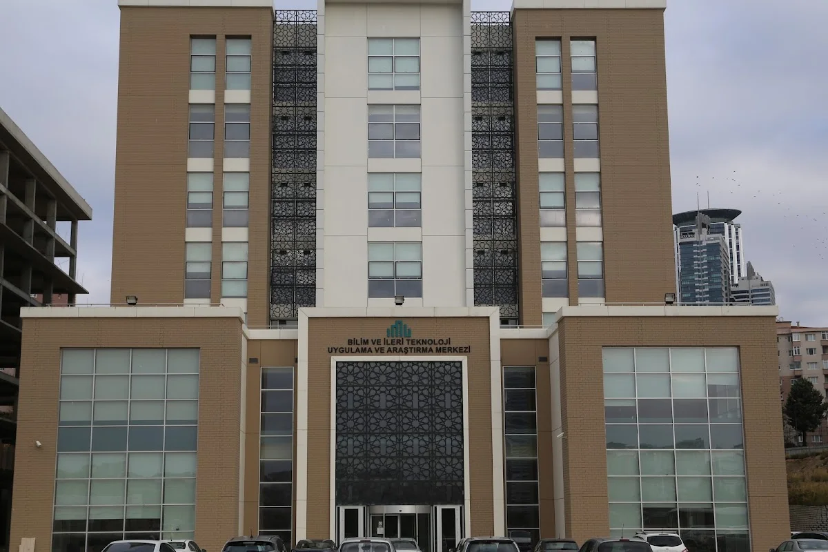 SEMERKAND BİLİM VE MEDENİYET UNİVERSİTY Kampüsü