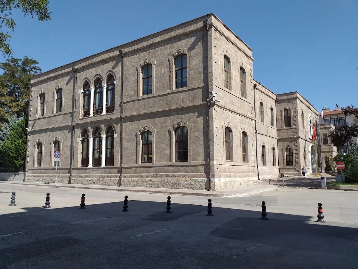 SOCİAL SCİENCES UNİVERSİTY OF ANKARA Kampüs Fotoğrafı 6