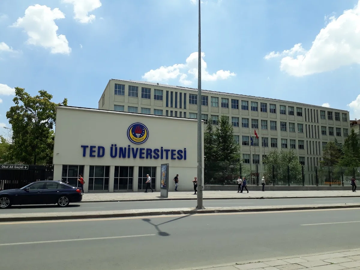 TED ÜNİVERSİTESİ Kampüs Fotoğrafı